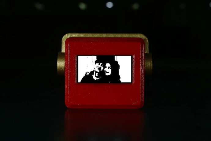 Robot Mibobits Animasi Foto